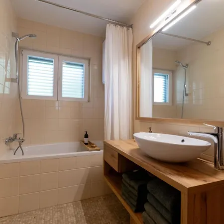 Quiet Near Split, Heated Pool, View, Nature *