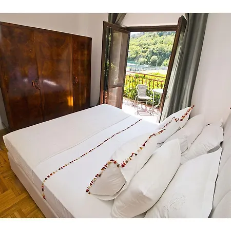 Holiday Radic Villa *
