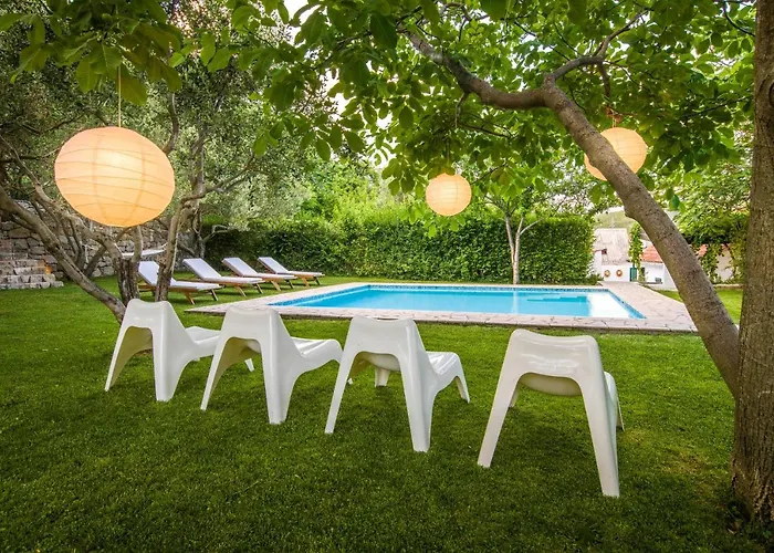 Quiet Near Split, Heated Pool, View, Nature