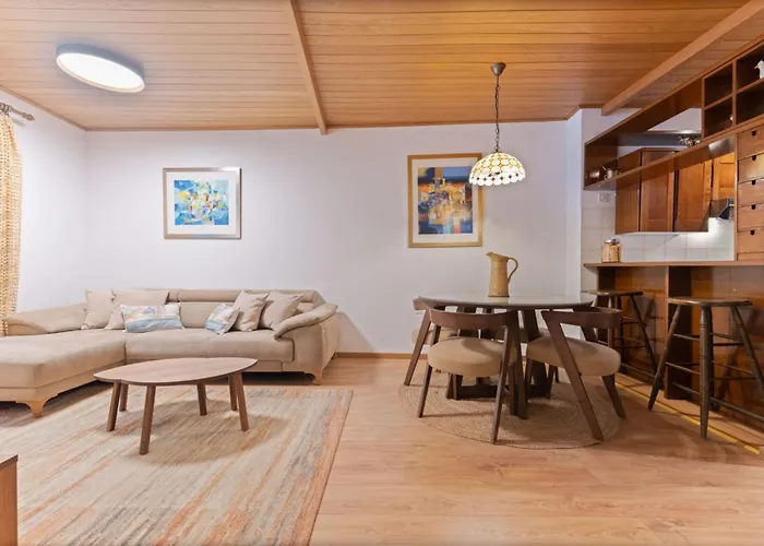 Вилла Quiet Near Split, Heated Pool, View, Nature Klis