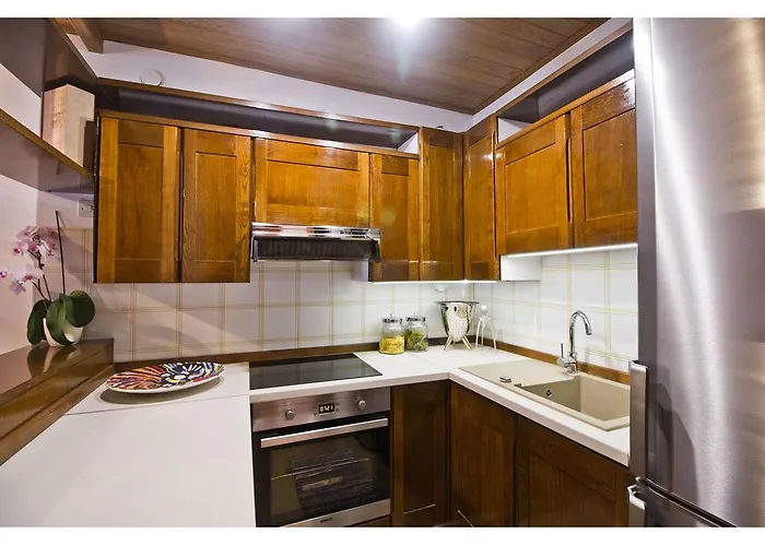 Villa Quiet Near Split, Heated Pool, View, Nature Klis